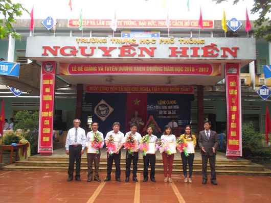 Mời nhận giải thưởng 