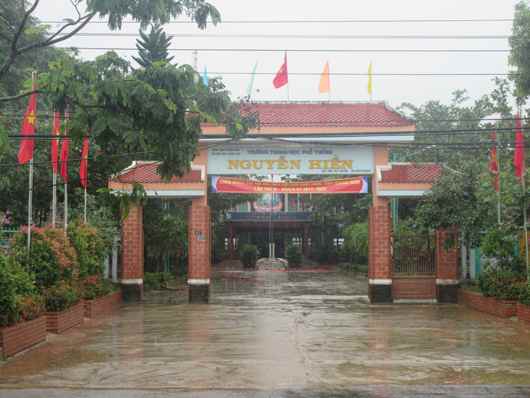 KHẮC PHỤC HẬU QUẢ LŨ LỤT