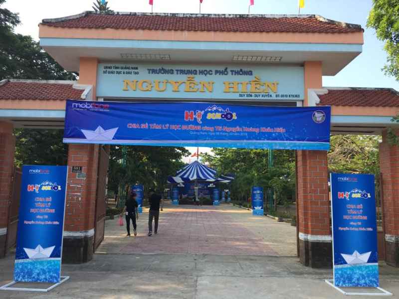 HI SCHOOL  - KẾT NỐI GIÁ TRỊ , KHƠI DẬY TIỀM  NĂNG